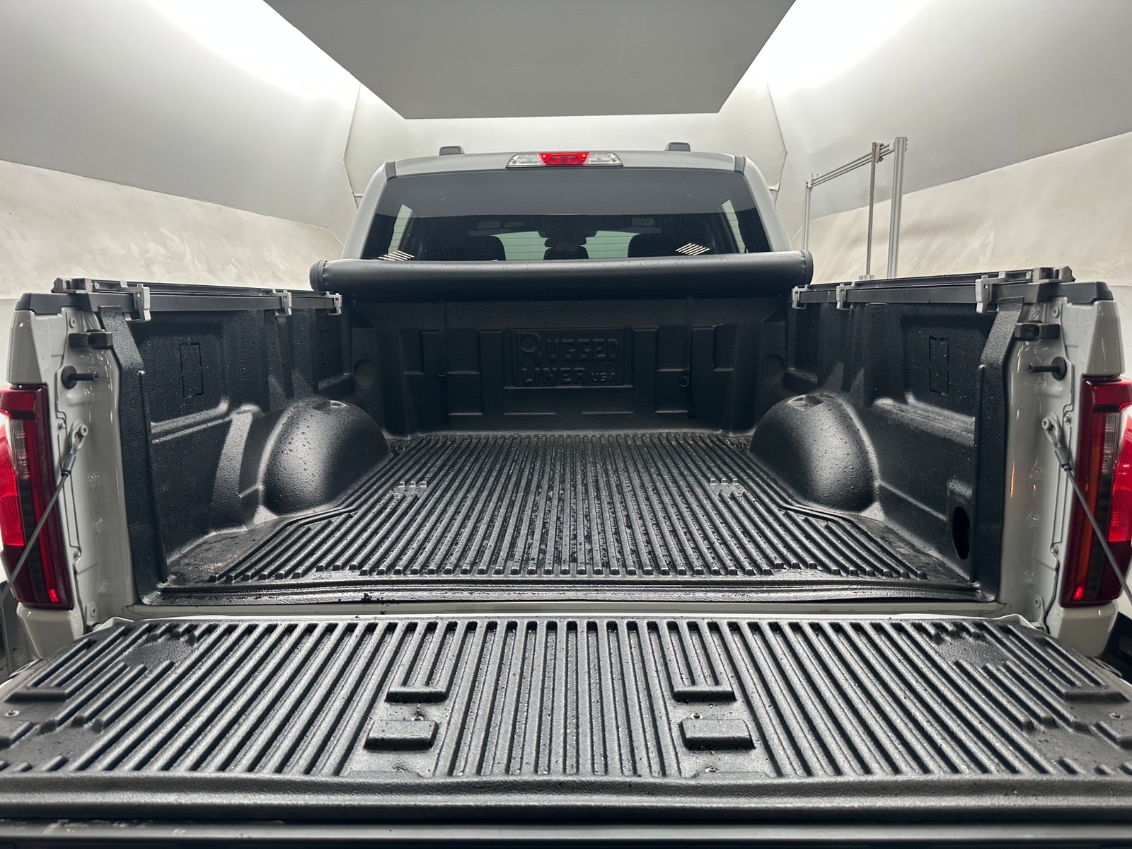 Thumbnail: 2024 Ford Econoline - 7