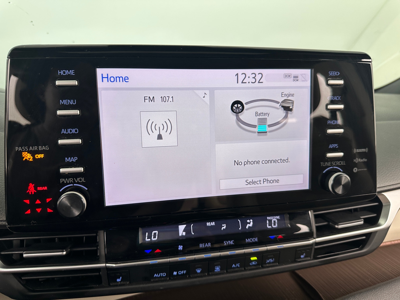 Thumbnail: 2022 Toyota Sienna - 3