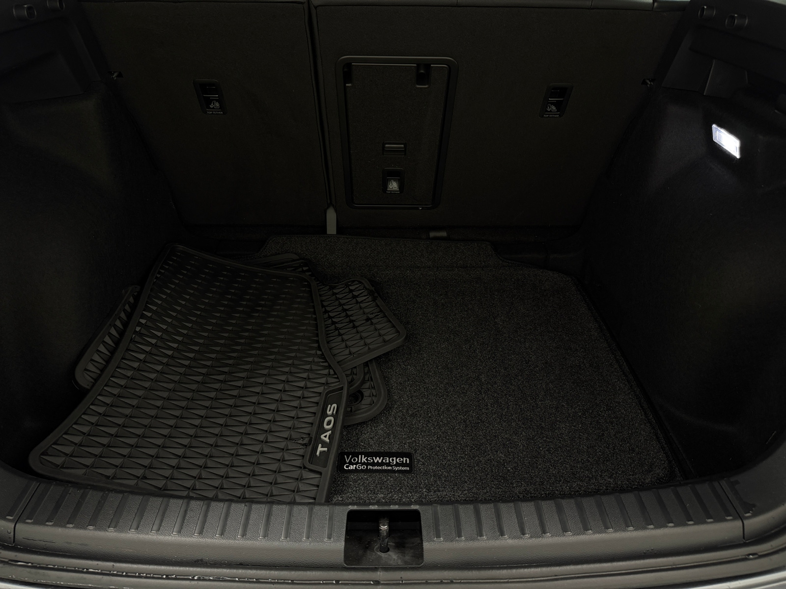 Thumbnail: 2025 Volkswagen Taos - 6
