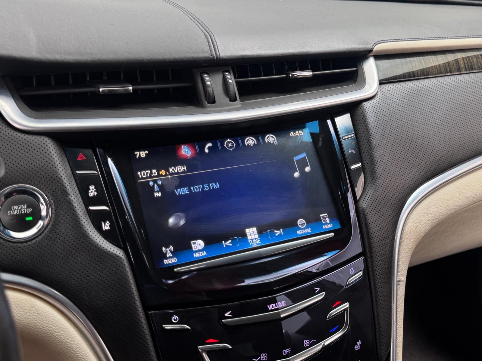 Thumbnail: 2016 Cadillac XTS - 3