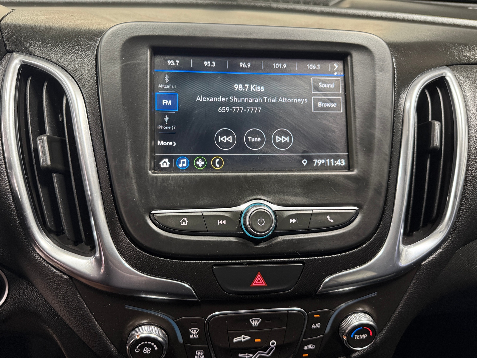 Thumbnail: 2019 Chevrolet Equinox - 4