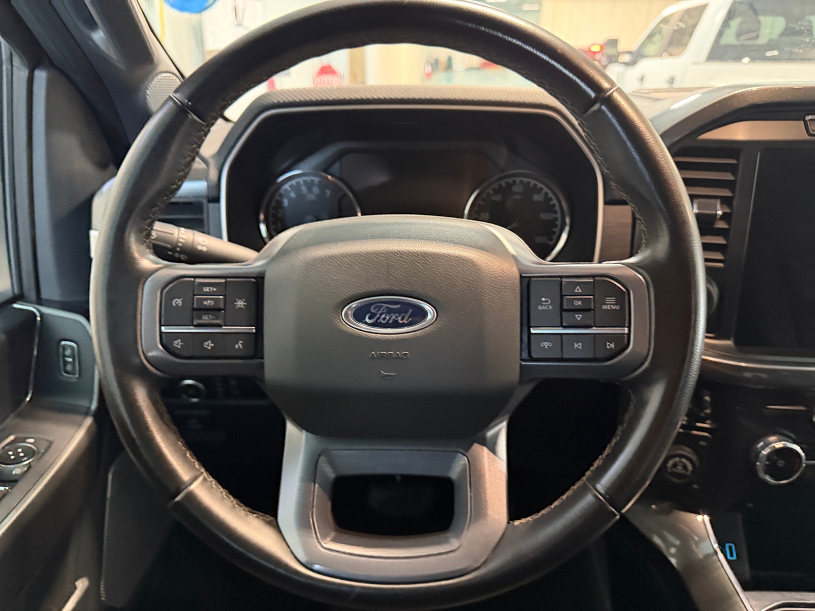 Thumbnail: 2023 Ford Econoline - 5