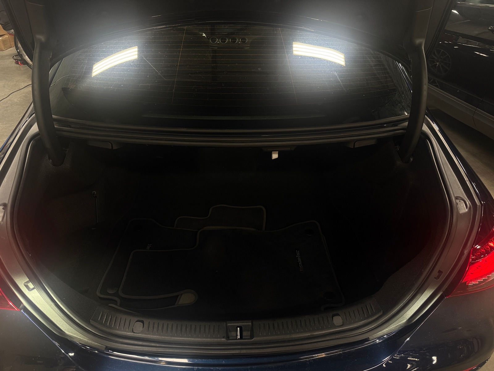 Thumbnail: 2022 Mercedes-Benz E-Class - 6
