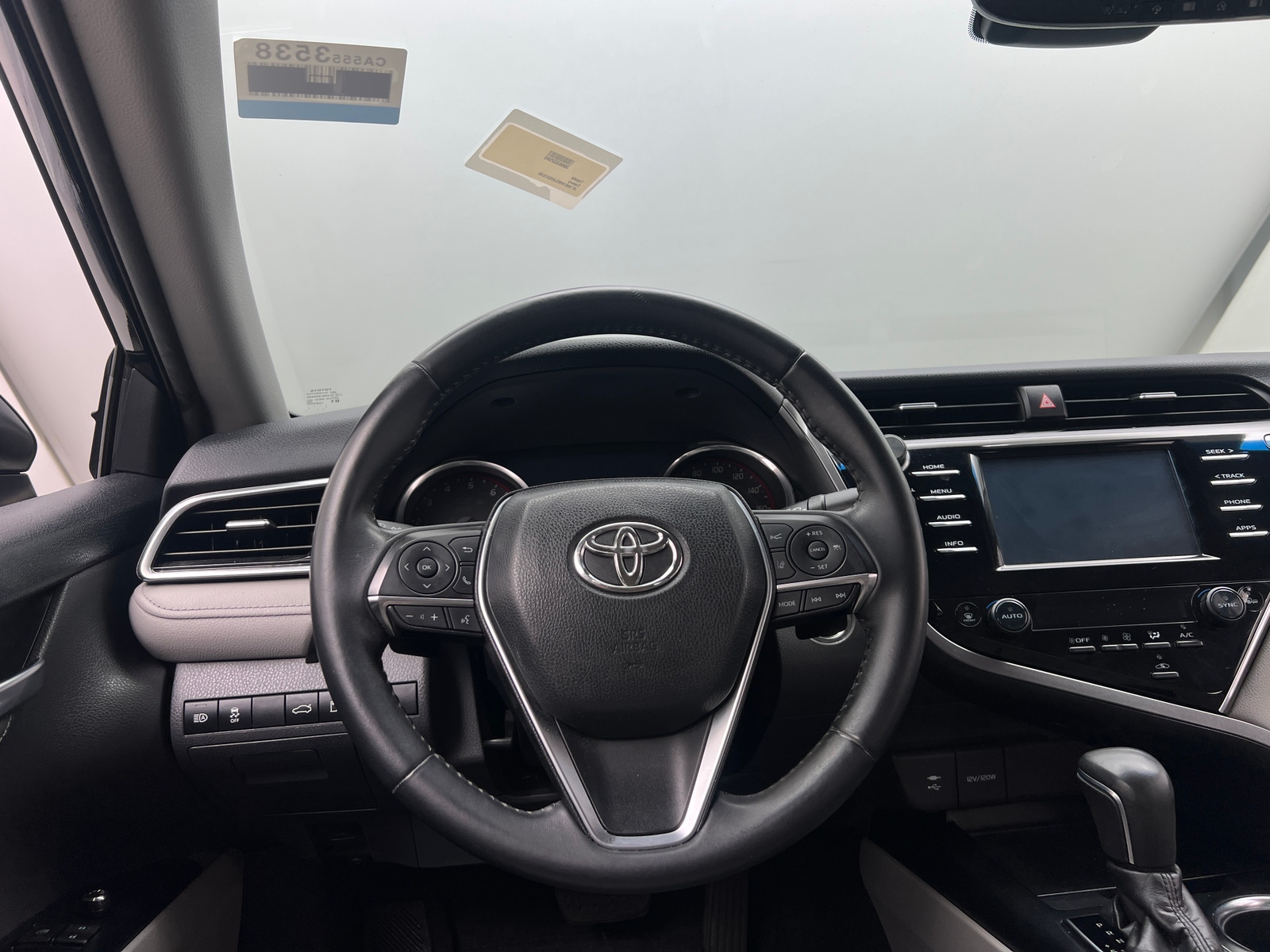 Thumbnail: 2018 Toyota Camry - 4