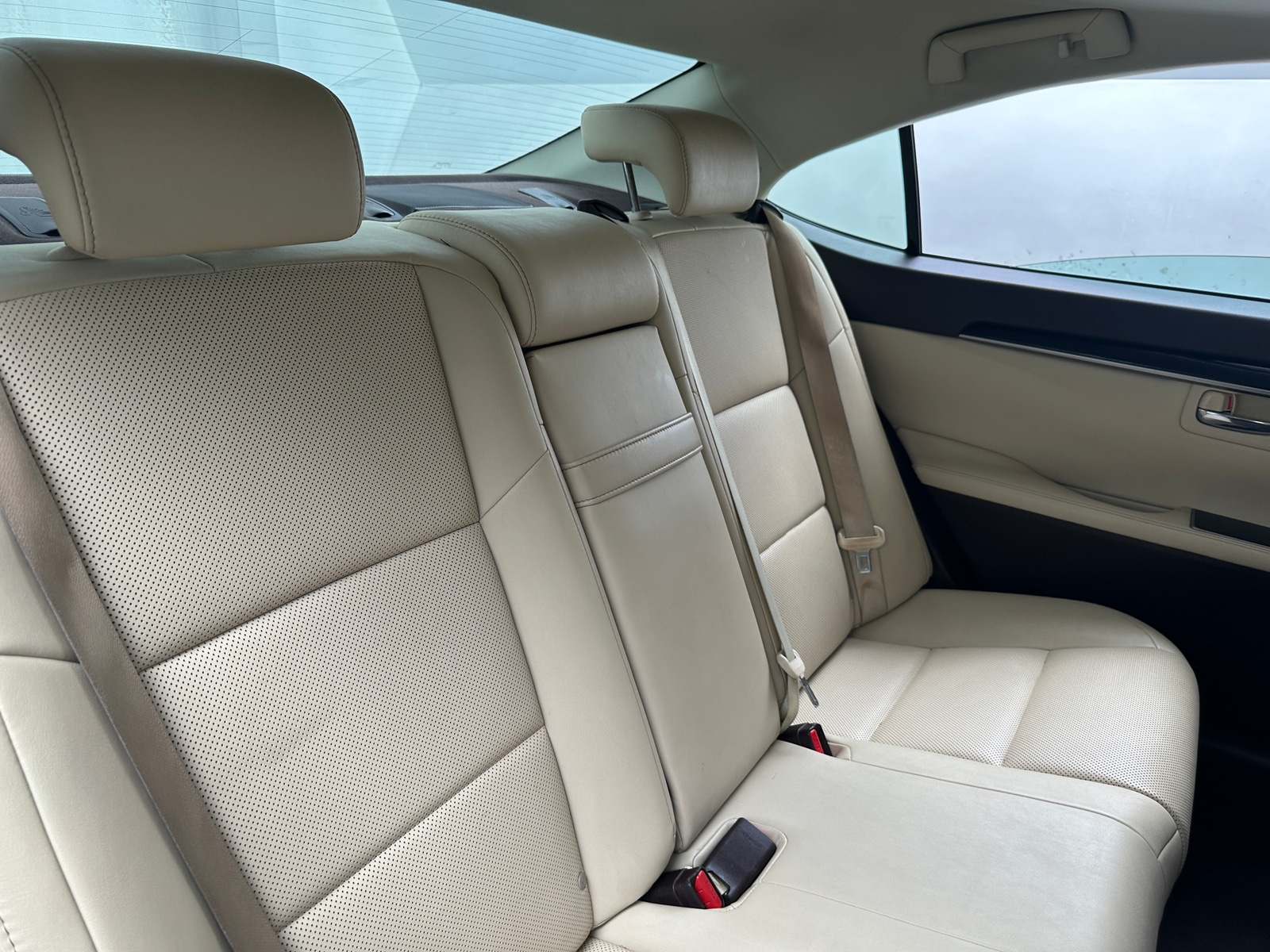 Thumbnail: 2016 Lexus ES - 5