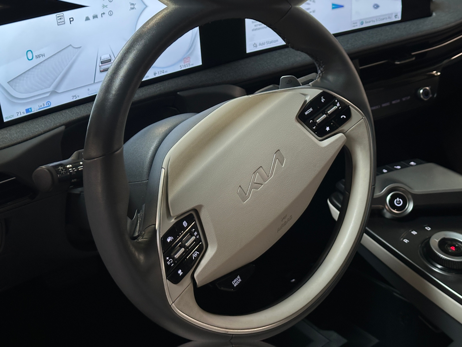 Thumbnail: 2023 Kia EV6 - 4