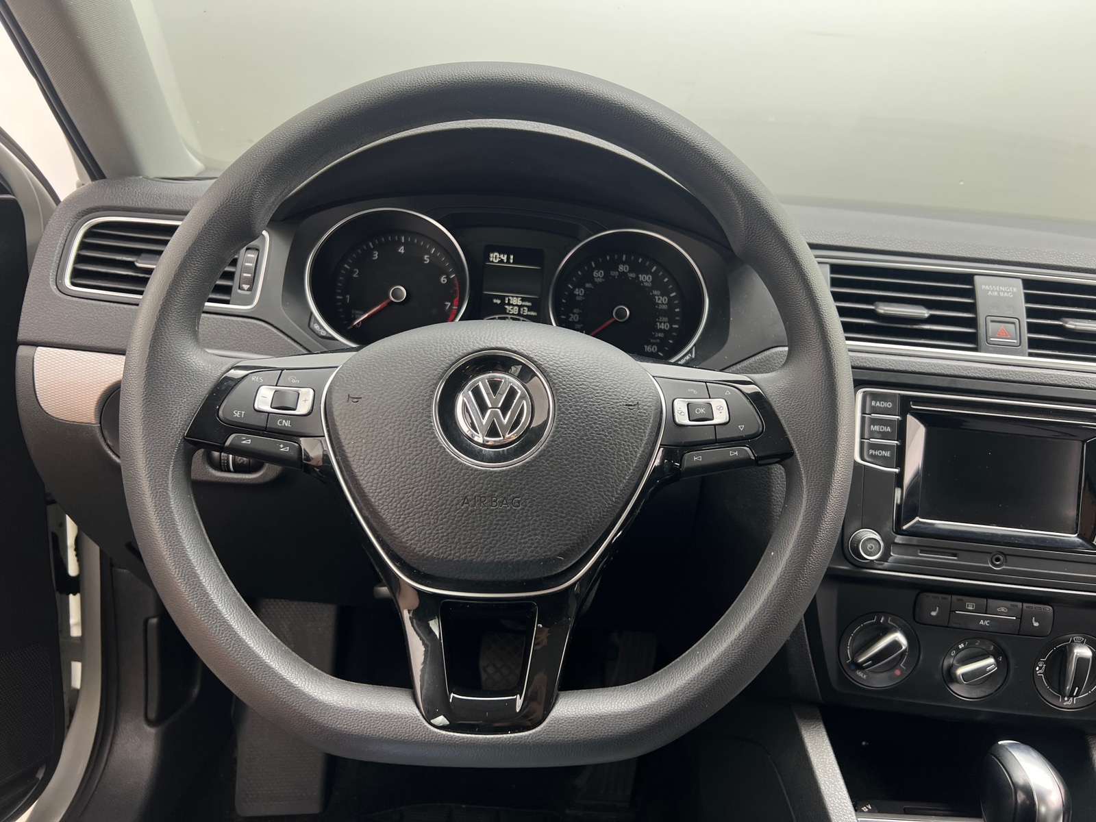 Thumbnail: 2018 Volkswagen Jetta - 5