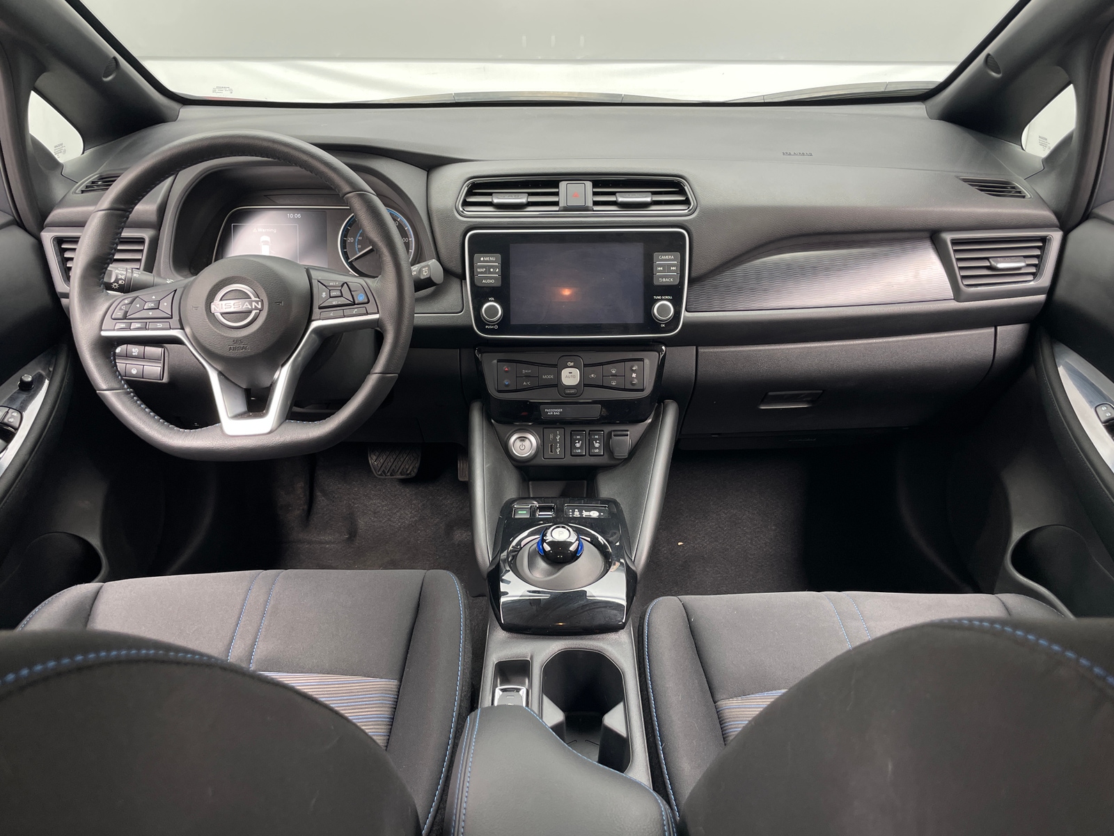 Thumbnail: 2025 Nissan Leaf - 3