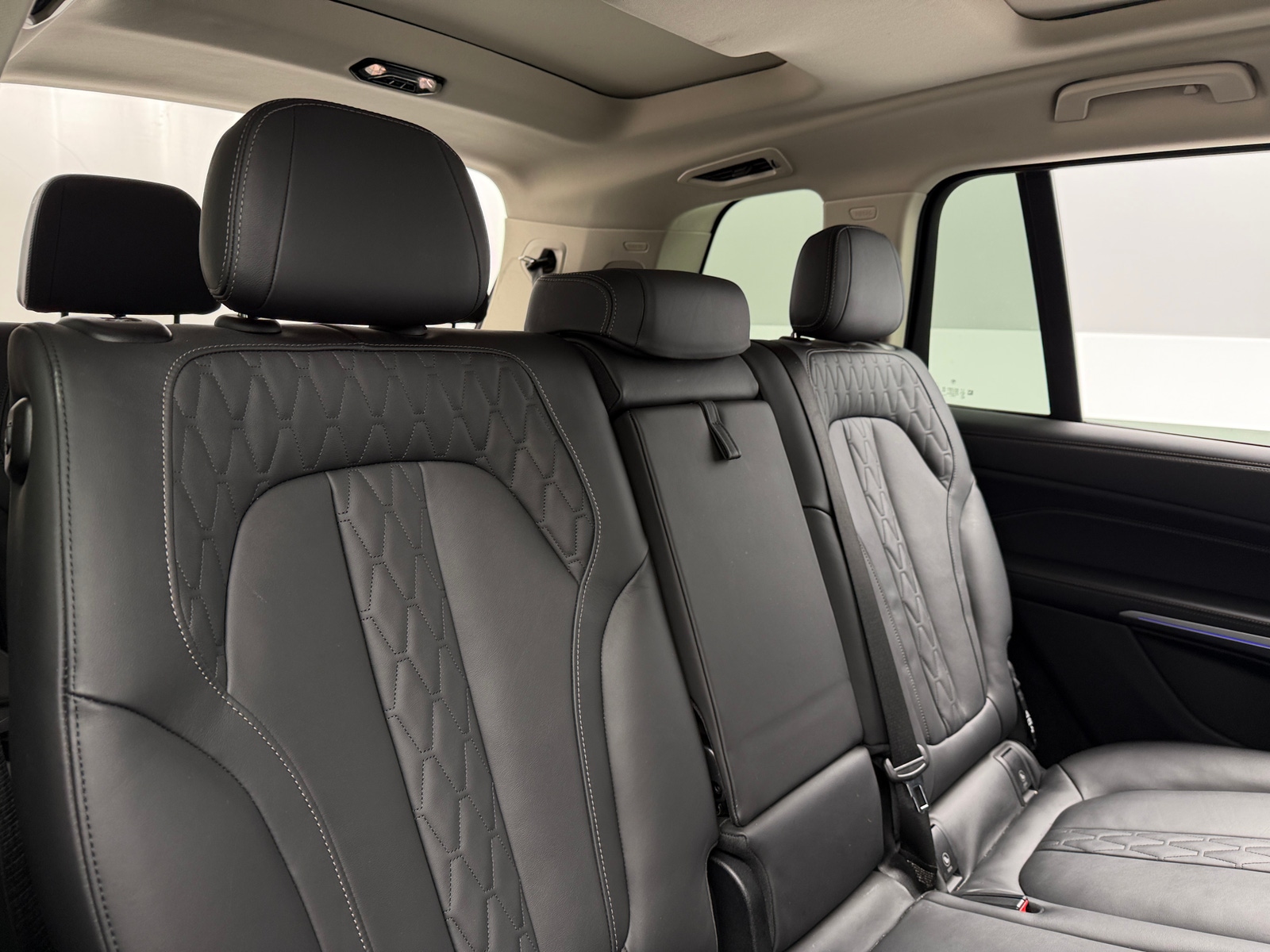 Thumbnail: 2024 BMW X7 - 5