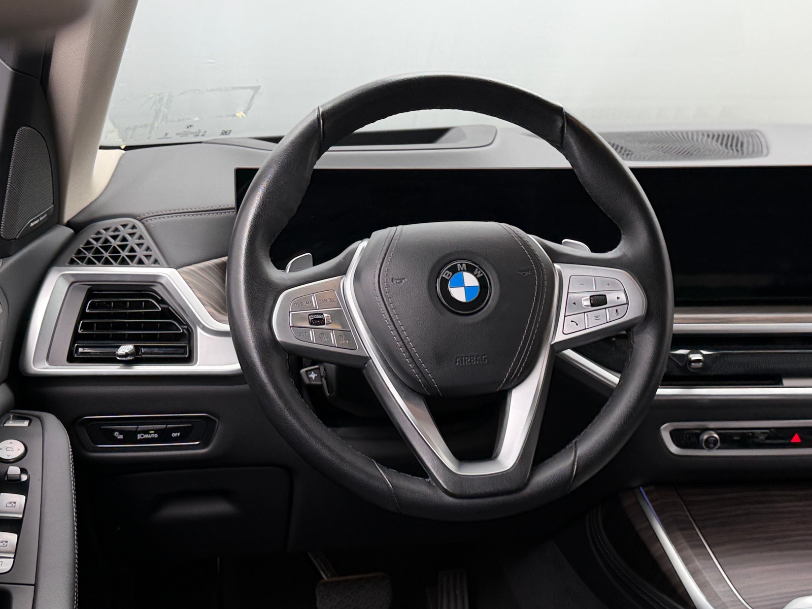 Thumbnail: 2024 BMW X7 - 4