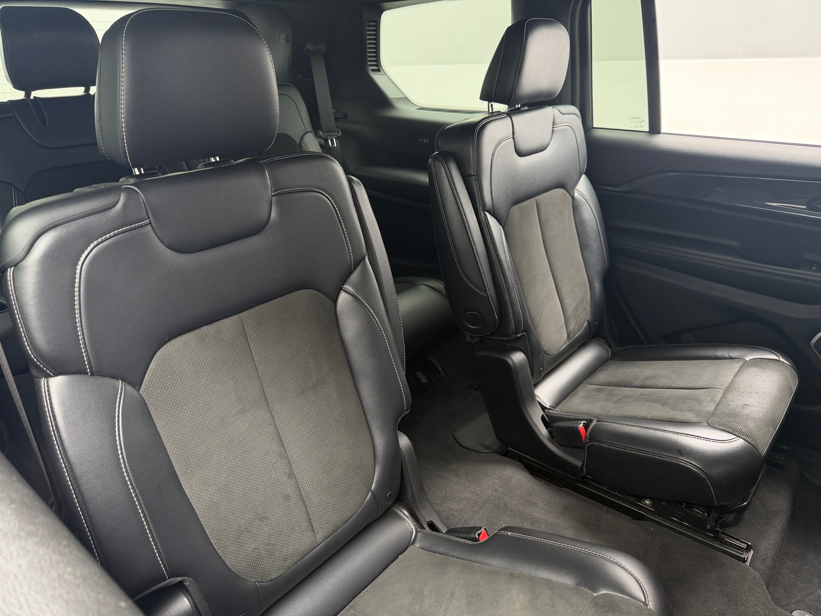 Thumbnail: 2021 Jeep Grand Cherokee L - 5