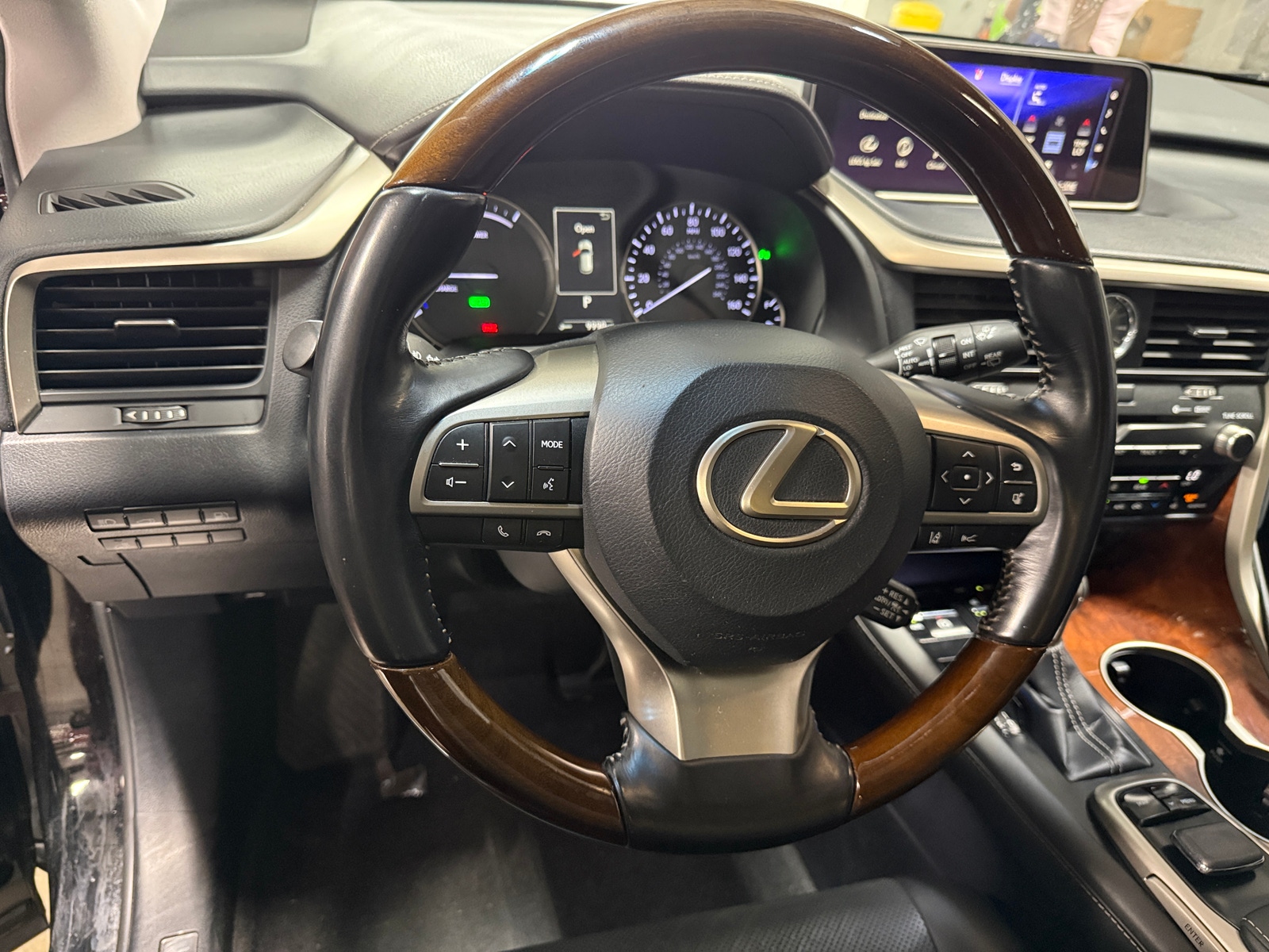 Thumbnail: 2018 Lexus RX - 4