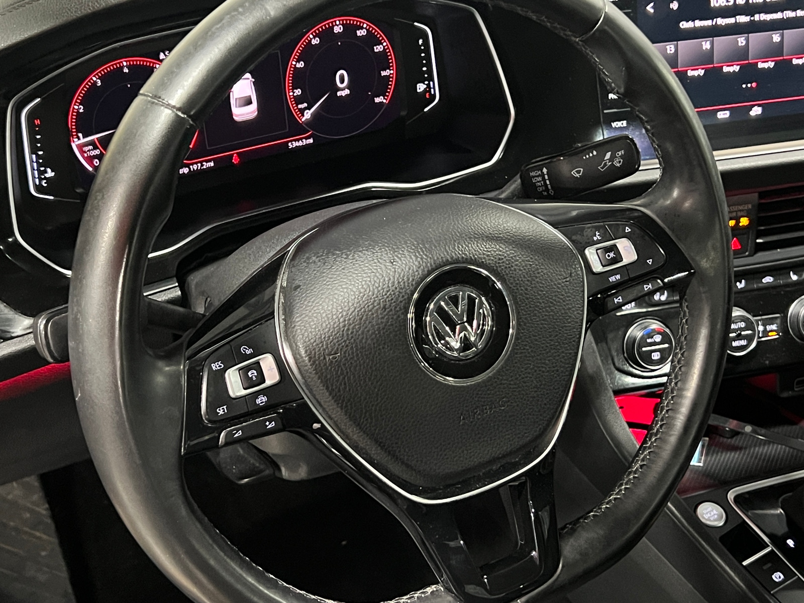 Thumbnail: 2019 Volkswagen Jetta - 4