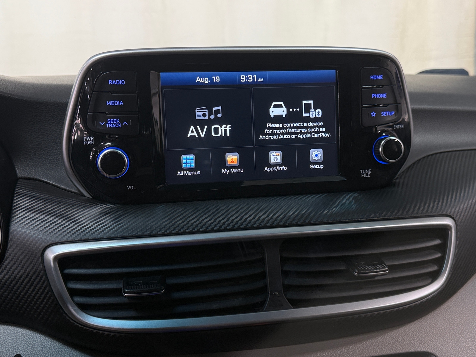 Thumbnail: 2019 Hyundai Tucson - 4