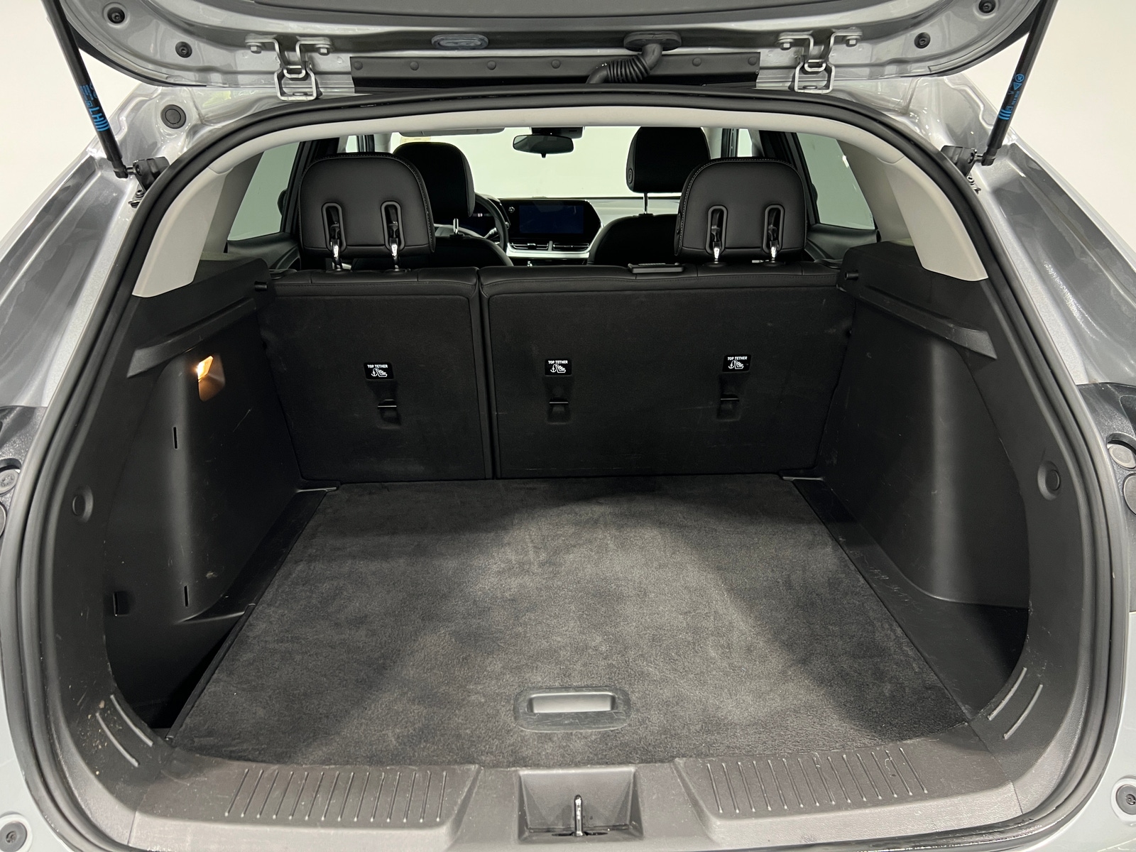 Thumbnail: 2025 Chevrolet Trax - 6