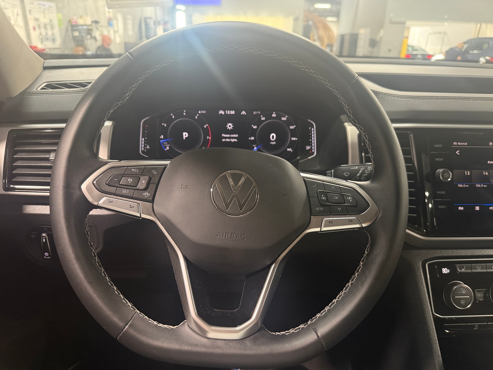 Thumbnail: 2023 Volkswagen Atlas - 4