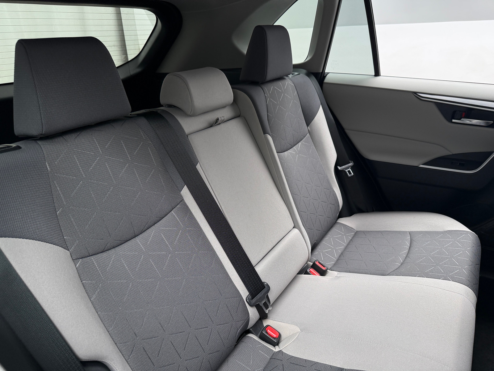 Thumbnail: 2025 Toyota RAV4 - 6