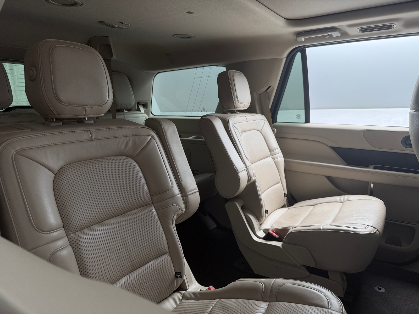 Thumbnail: 2019 Lincoln Navigator - 5