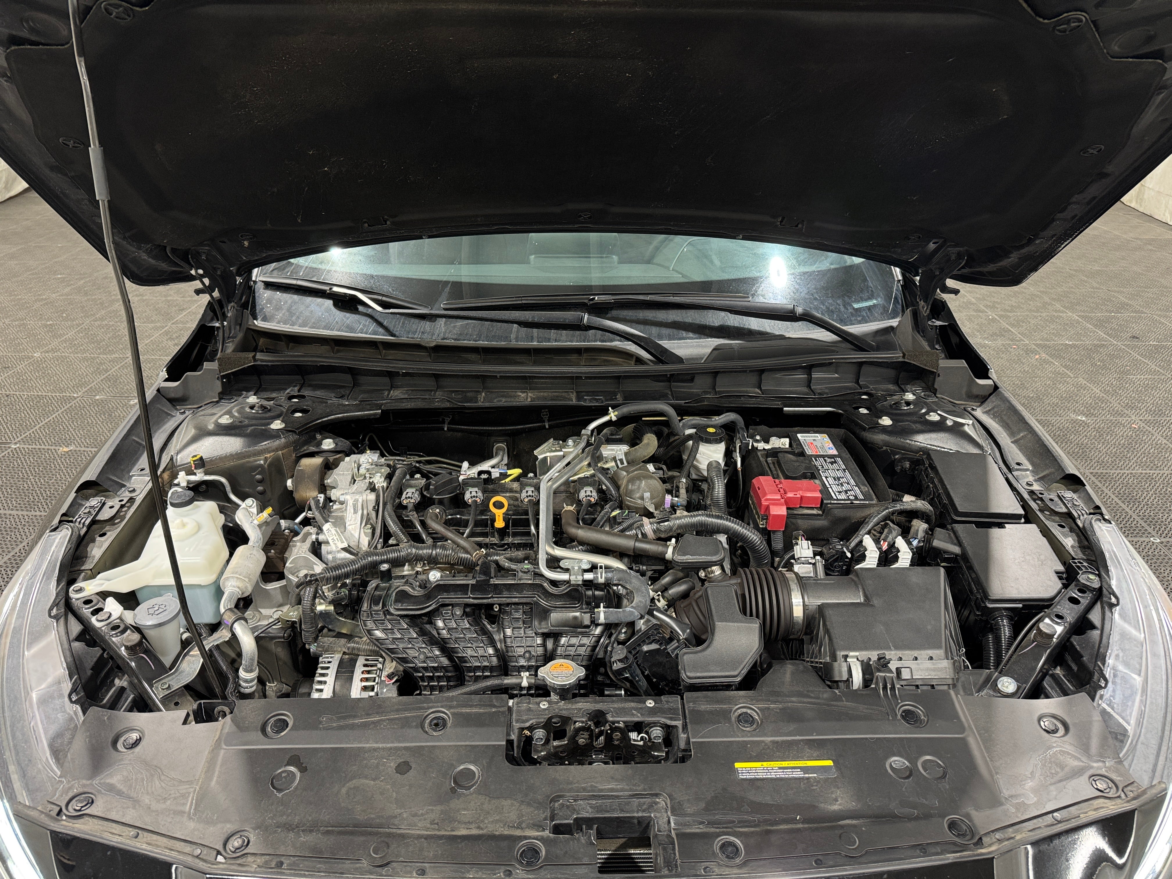 2025 Nissan Altima SV - Photo 9