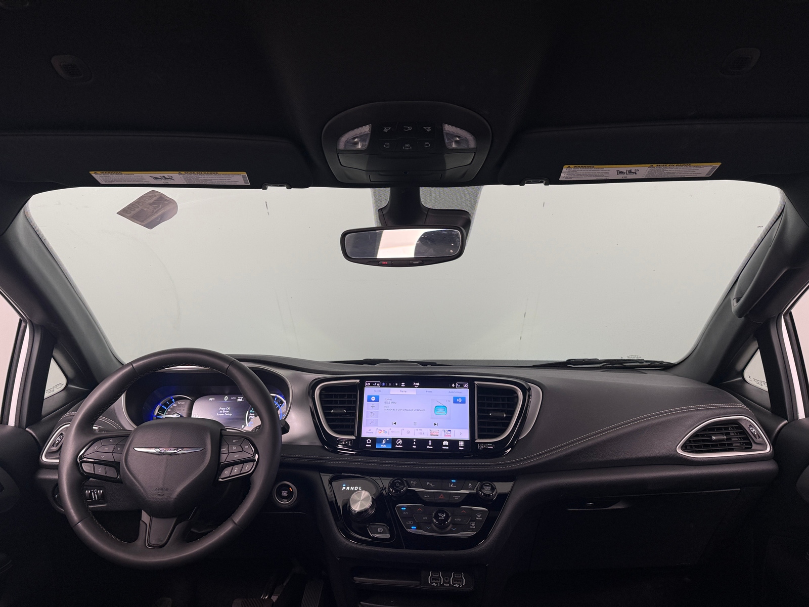 Thumbnail: 2024 Chrysler Pacifica - 2