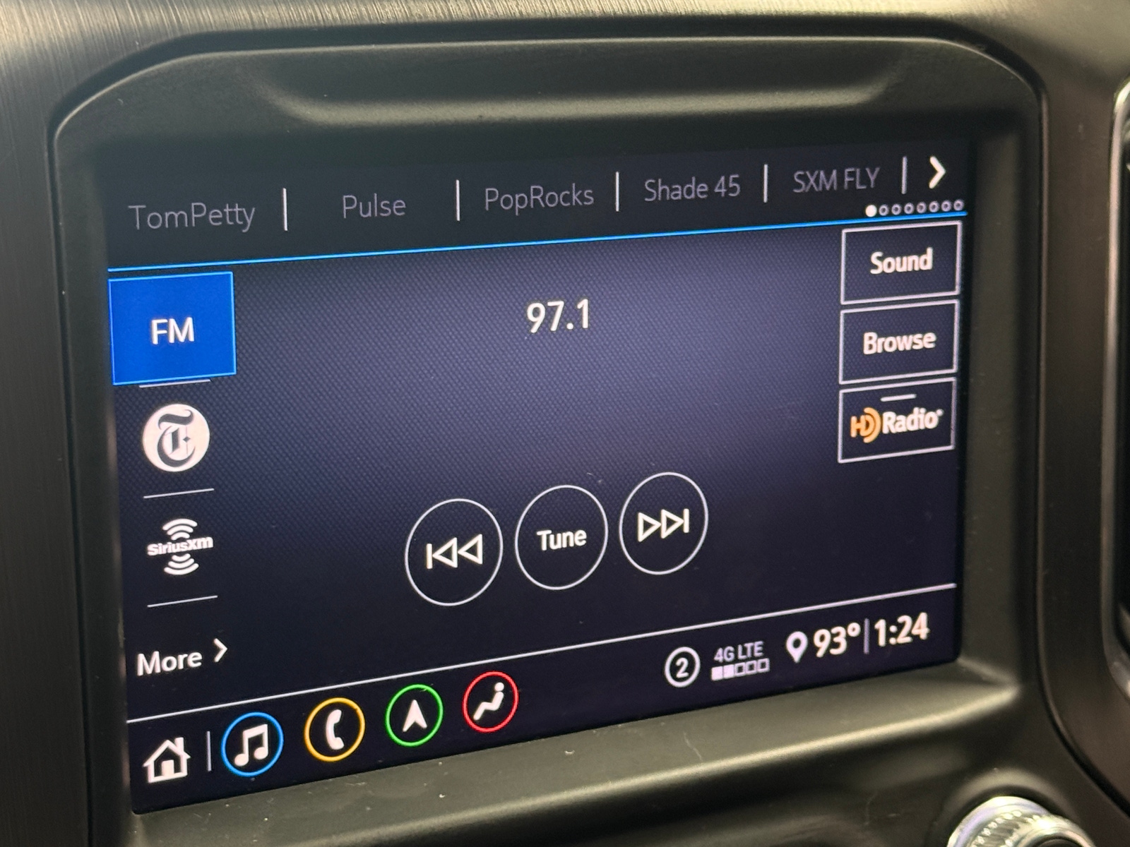 Thumbnail: 2020 GMC Sierra 1500 - 3