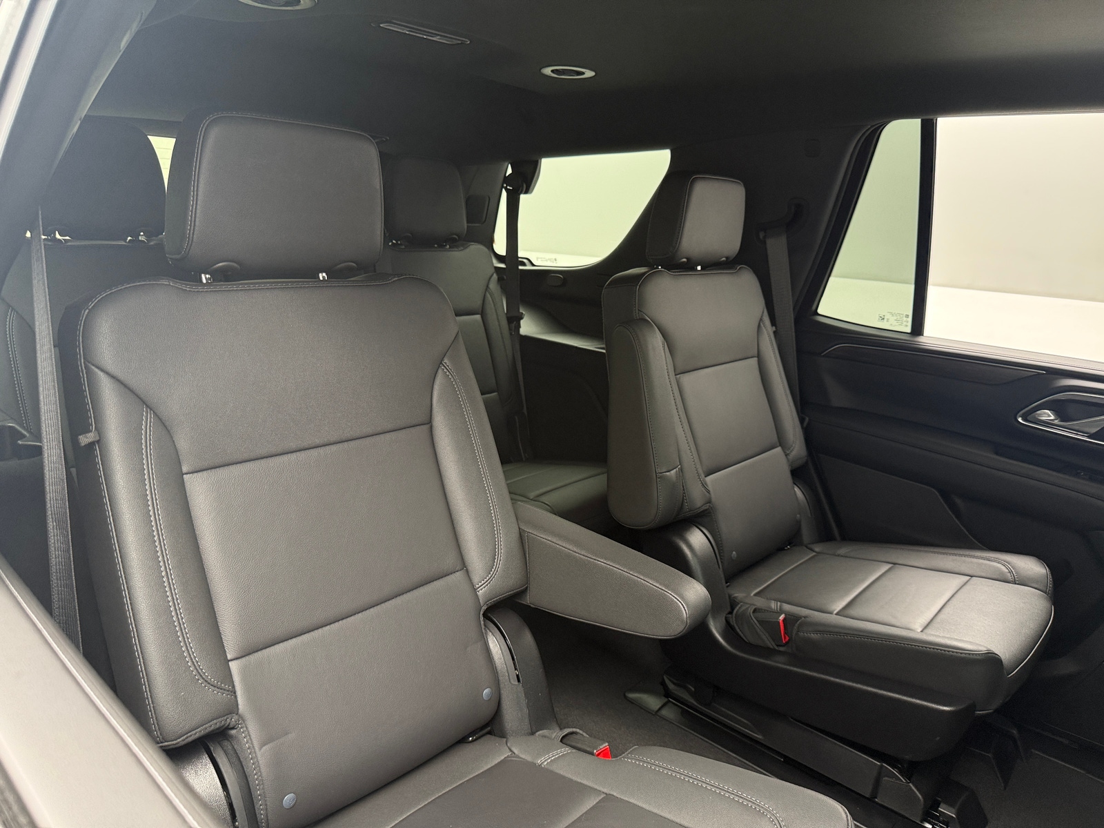 Thumbnail: 2024 Chevrolet Tahoe - 5
