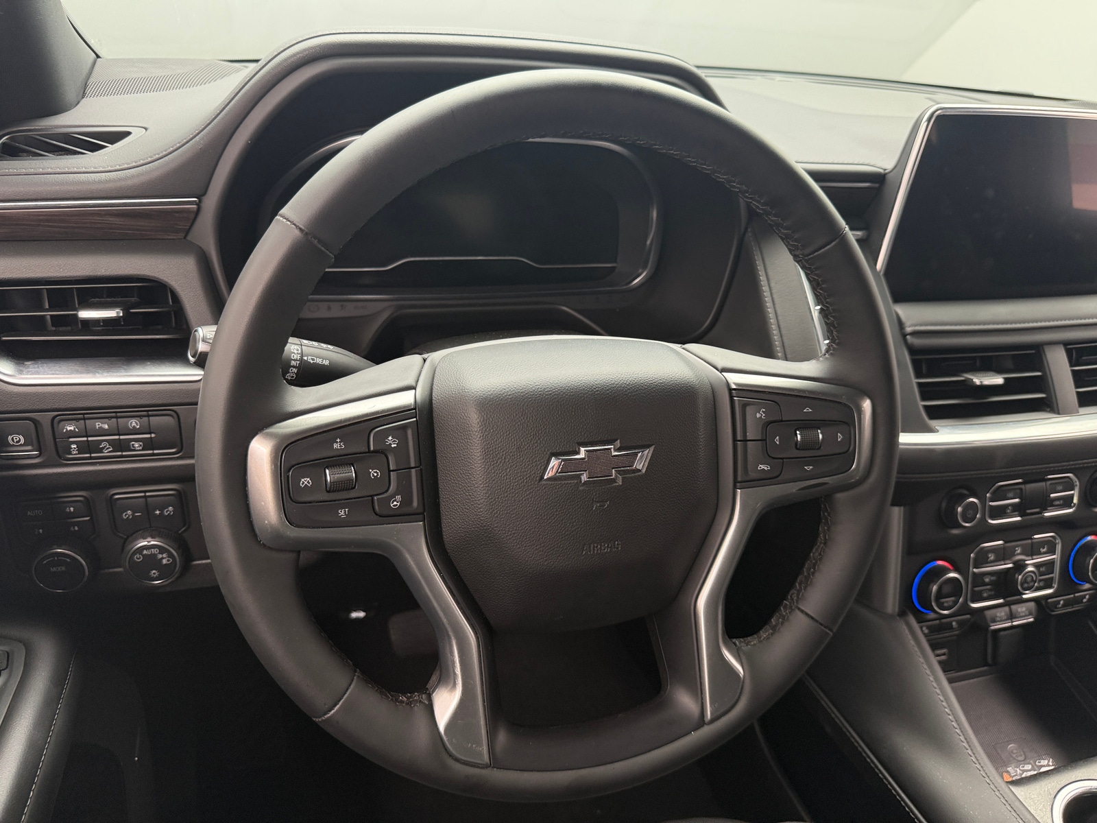 Thumbnail: 2024 Chevrolet Tahoe - 4