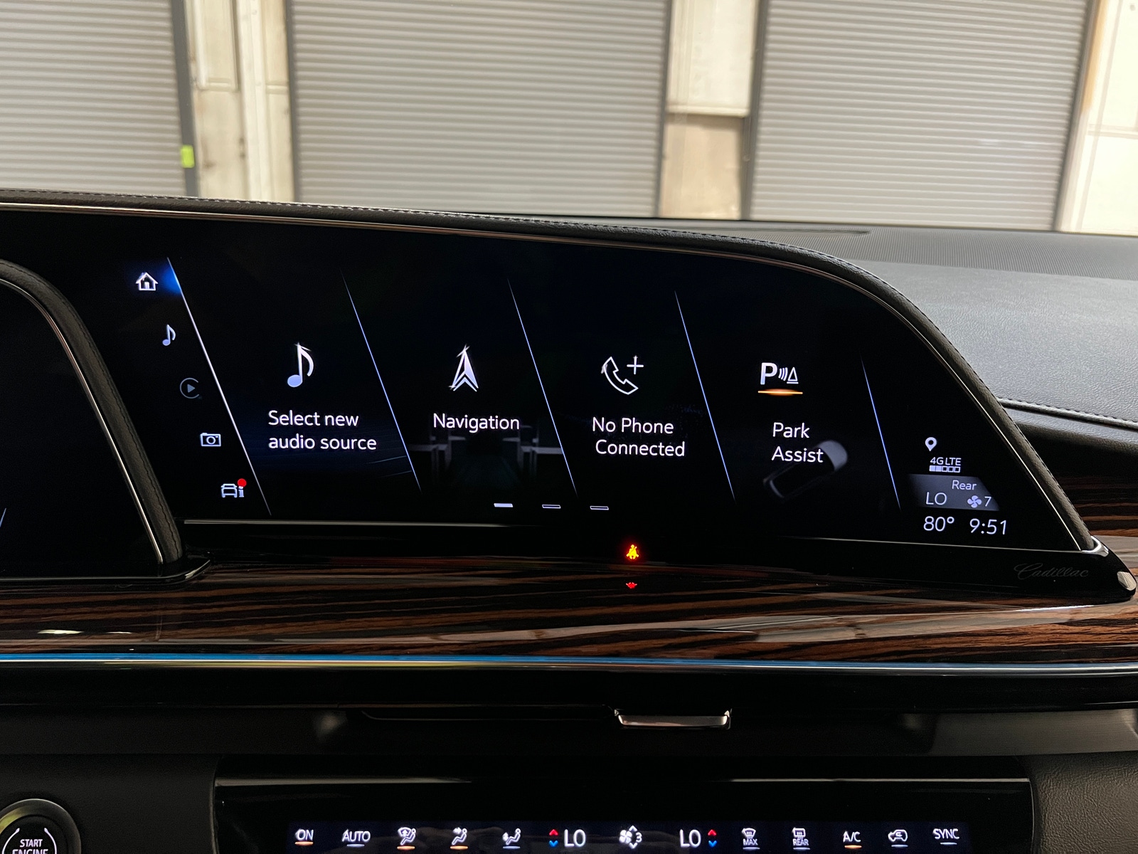 Thumbnail: 2022 Cadillac Escalade - 3