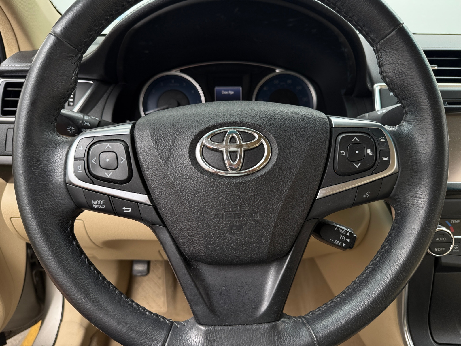 Thumbnail: 2017 Toyota Camry - 4