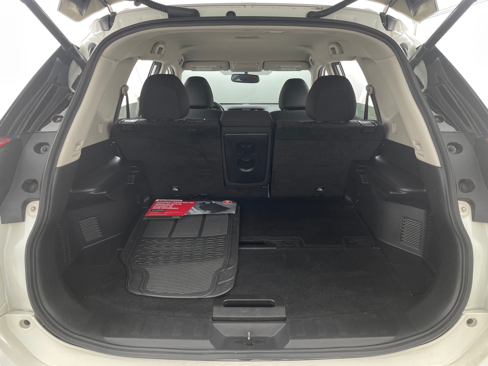 Thumbnail: 2017 Nissan Rogue - 7
