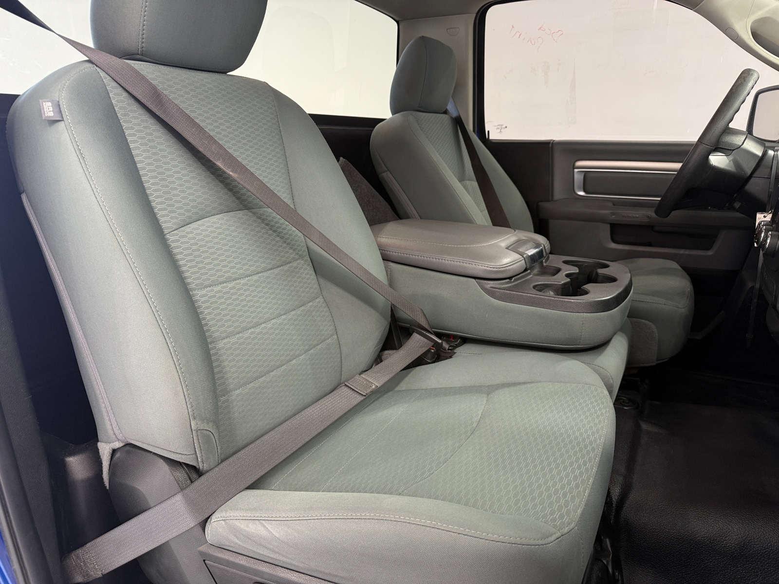 Thumbnail: 2019 RAM 1500 Classic - 2