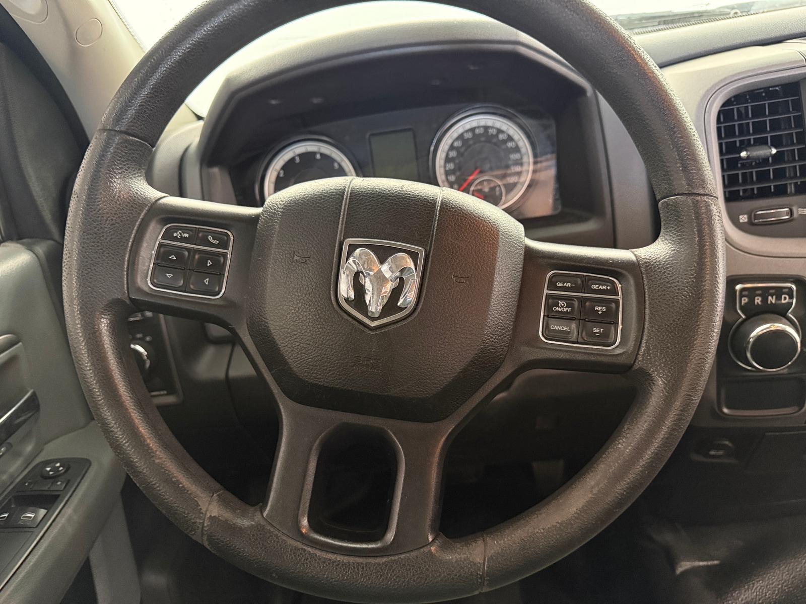 Thumbnail: 2019 RAM 1500 Classic - 5