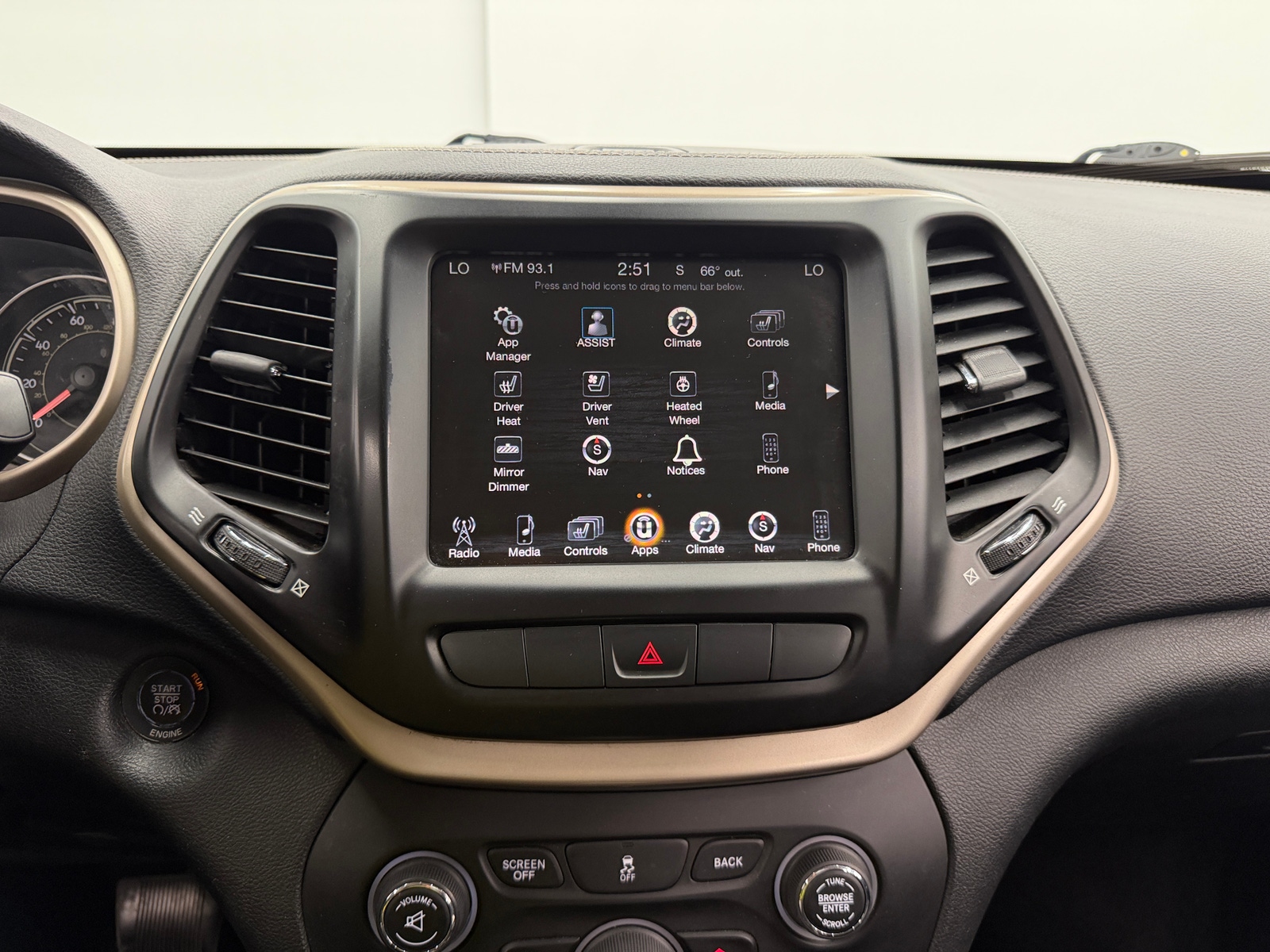 Thumbnail: 2014 Jeep Cherokee - 3