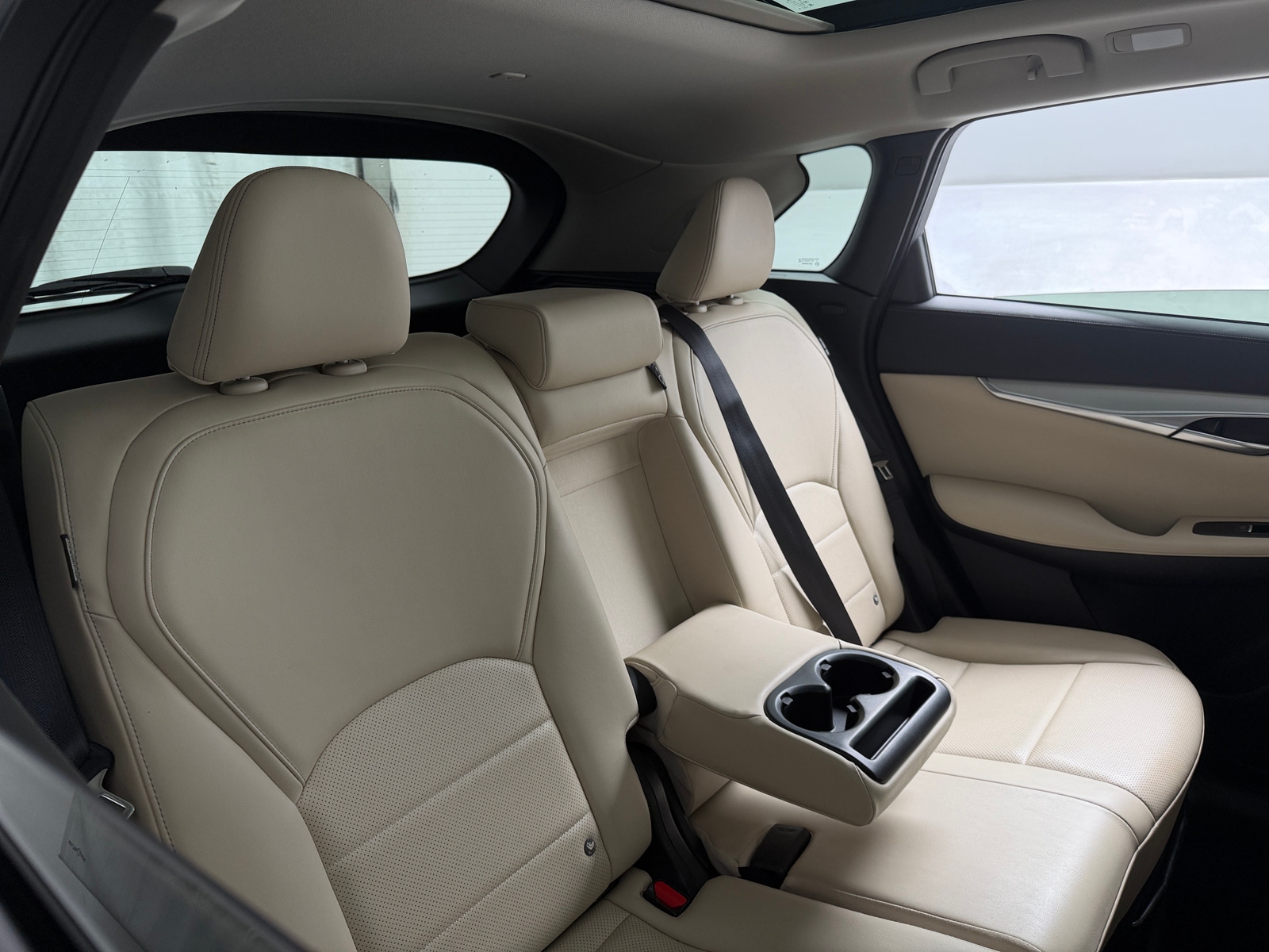 Thumbnail: 2022 INFINITI QX50 - 5