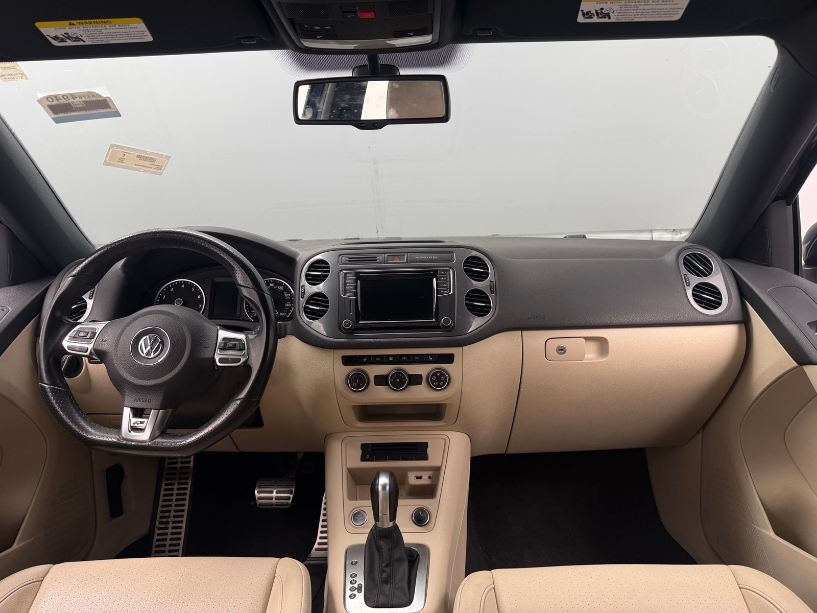 Thumbnail: 2016 Volkswagen Tiguan - 3