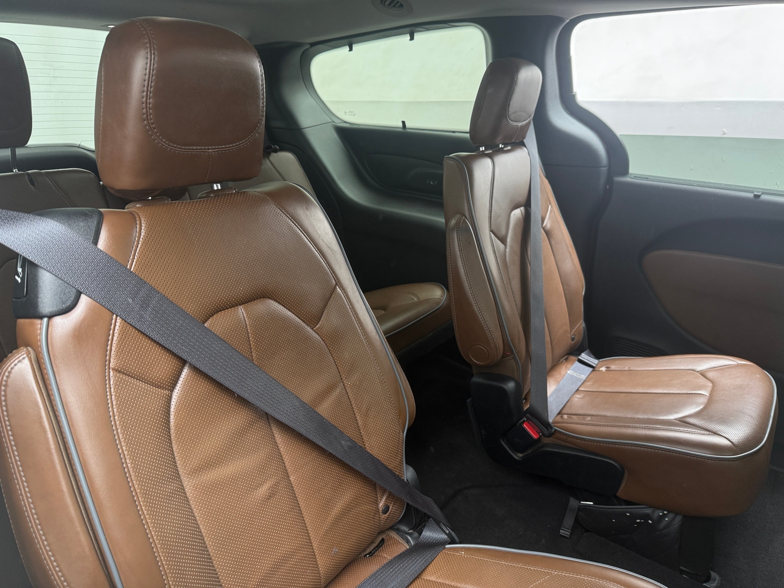 Thumbnail: 2017 Chrysler Pacifica - 5