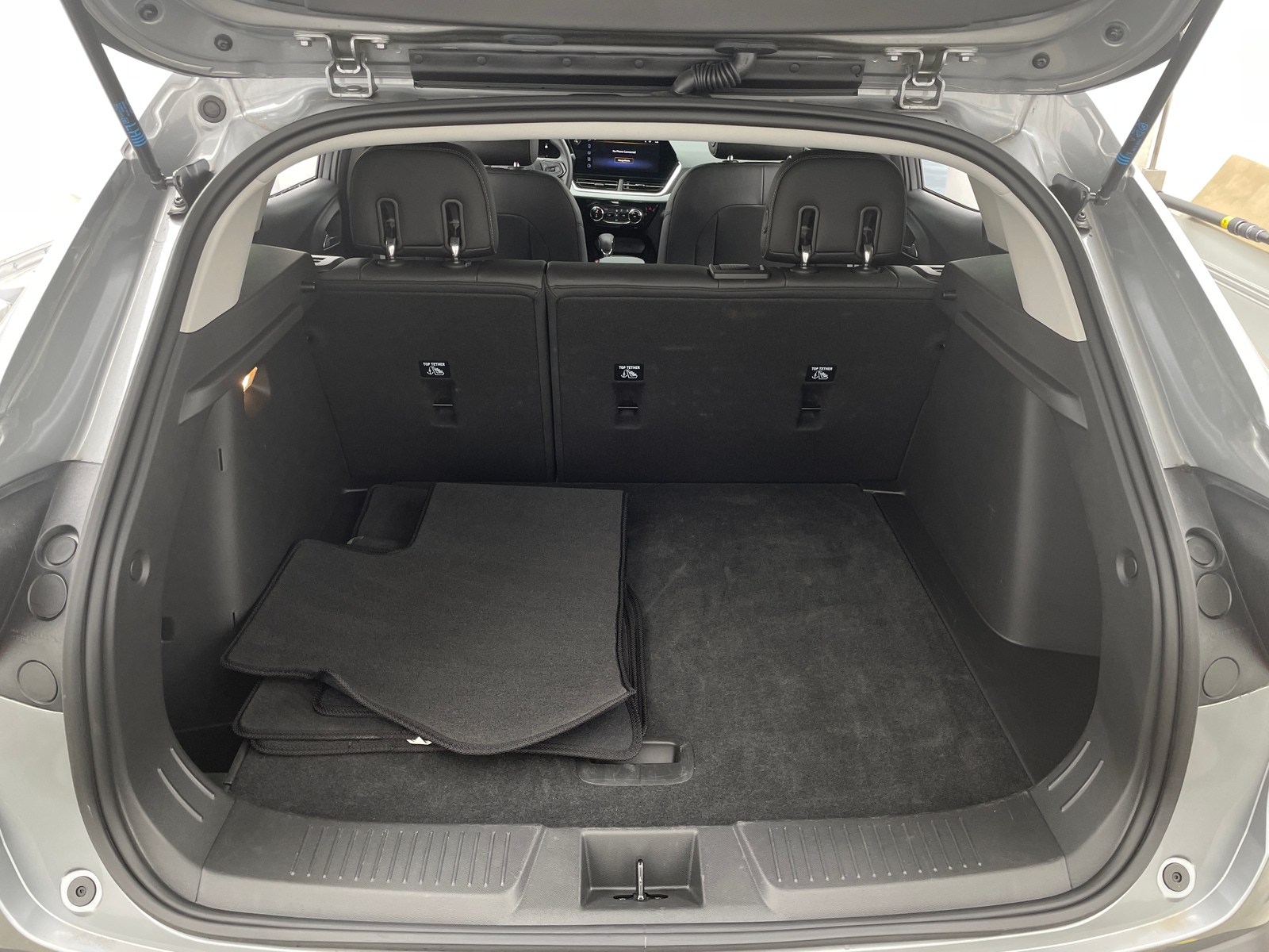 Thumbnail: 2026 Chevrolet Trax - 6