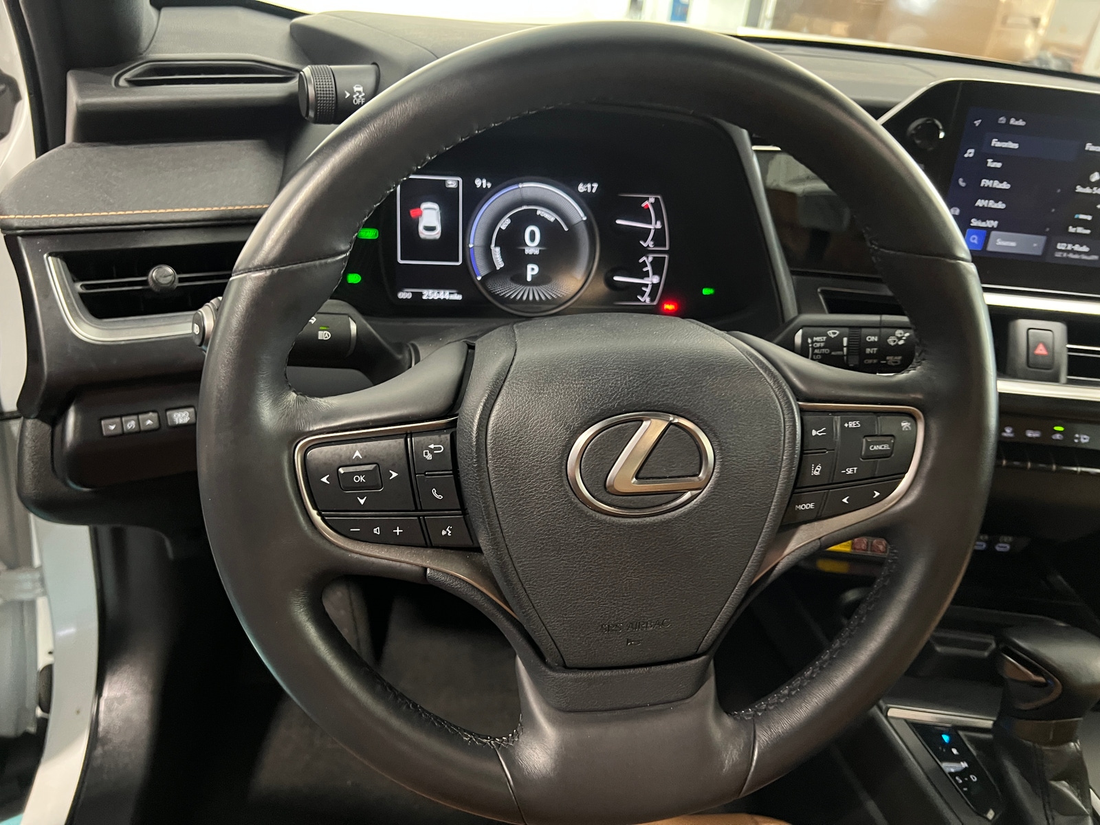 Thumbnail: 2024 Lexus UX - 5