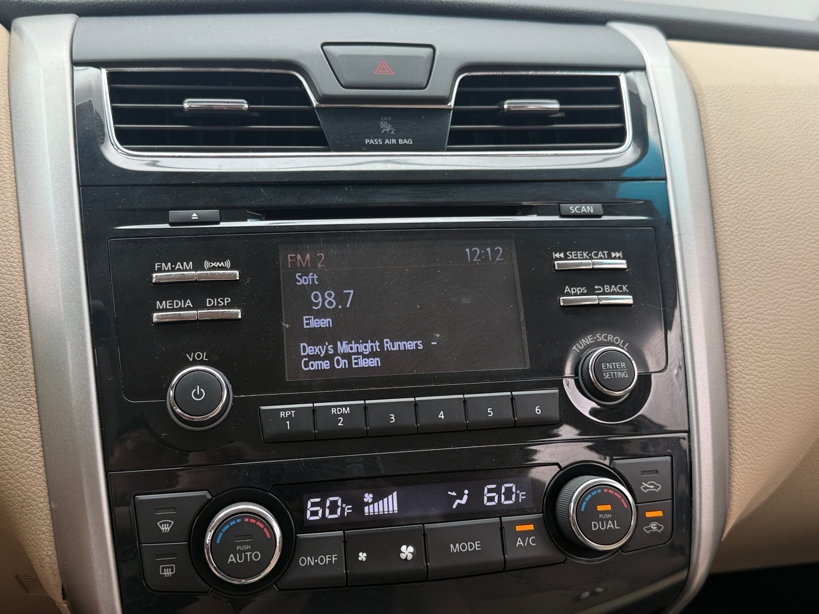 Thumbnail: 2015 Nissan Altima - 4