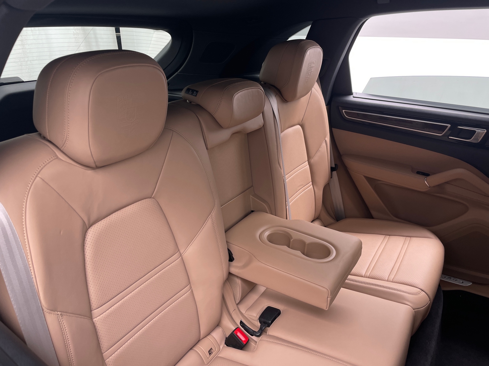 Thumbnail: 2023 Porsche Cayenne - 5