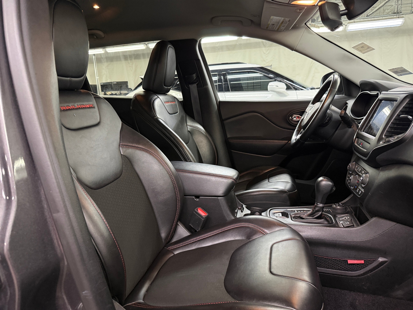 Thumbnail: 2019 Jeep Cherokee - 2