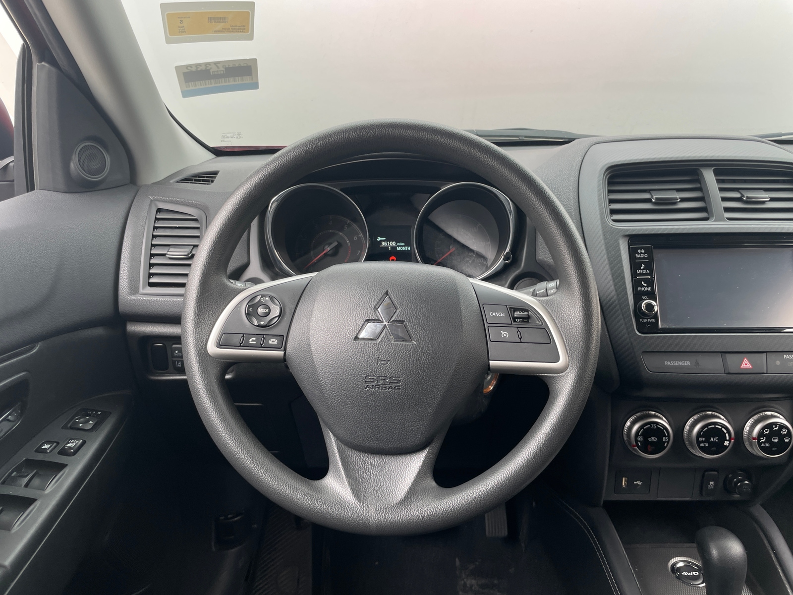 Thumbnail: 2023 Mitsubishi Outlander Sport - 5