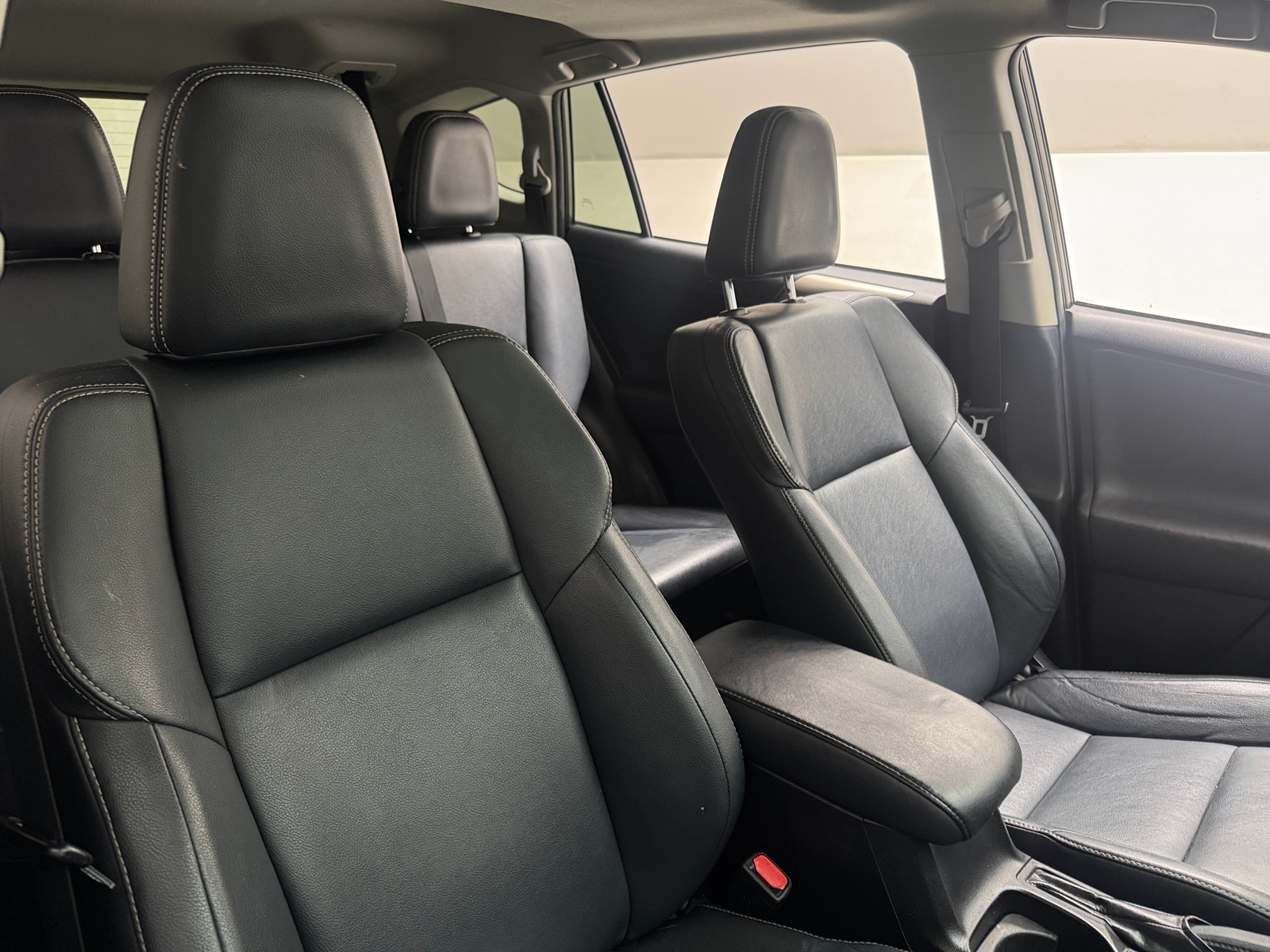 Thumbnail: 2013 Toyota RAV4 - 2