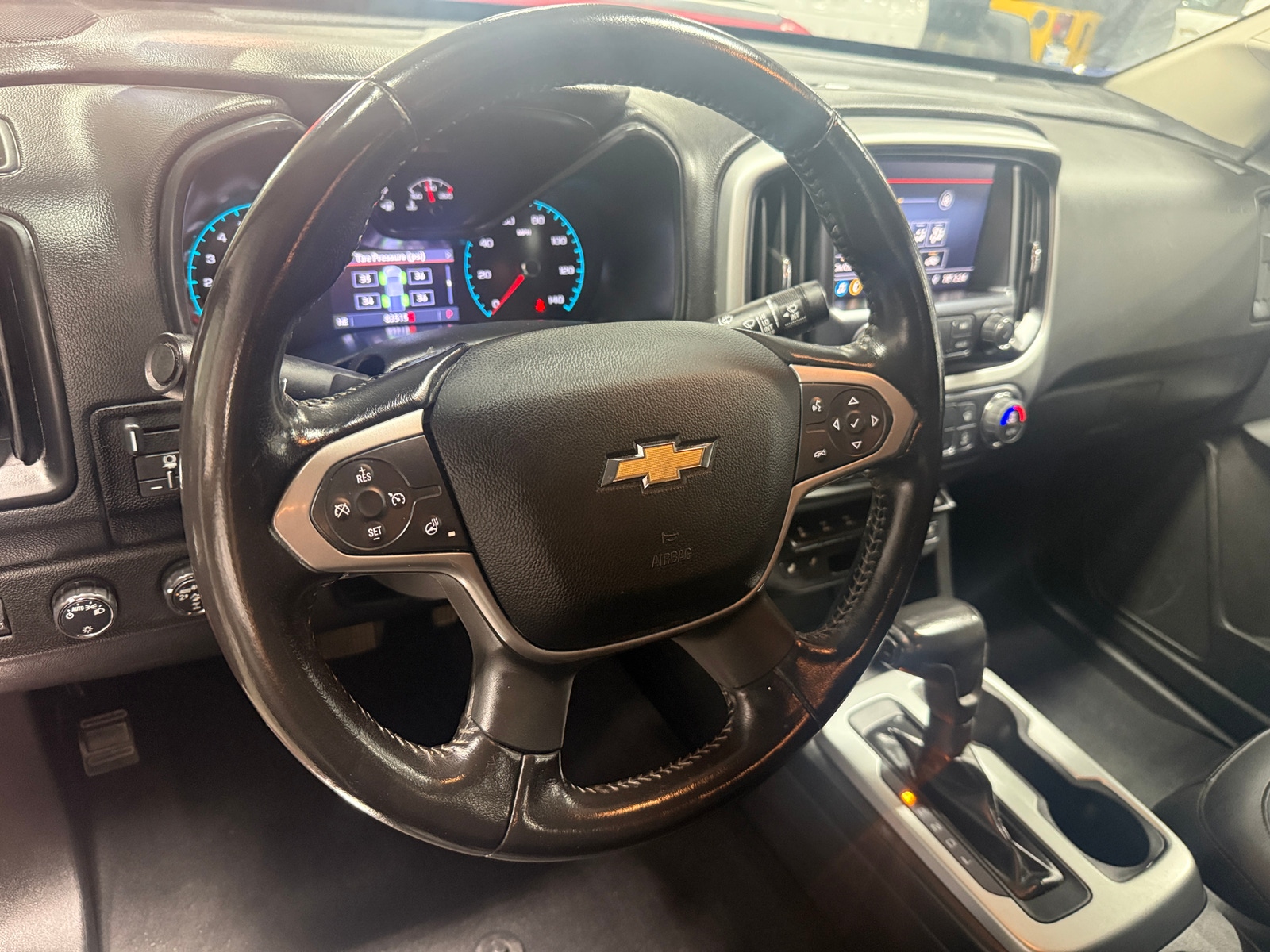 Thumbnail: 2019 Chevrolet Colorado - 4