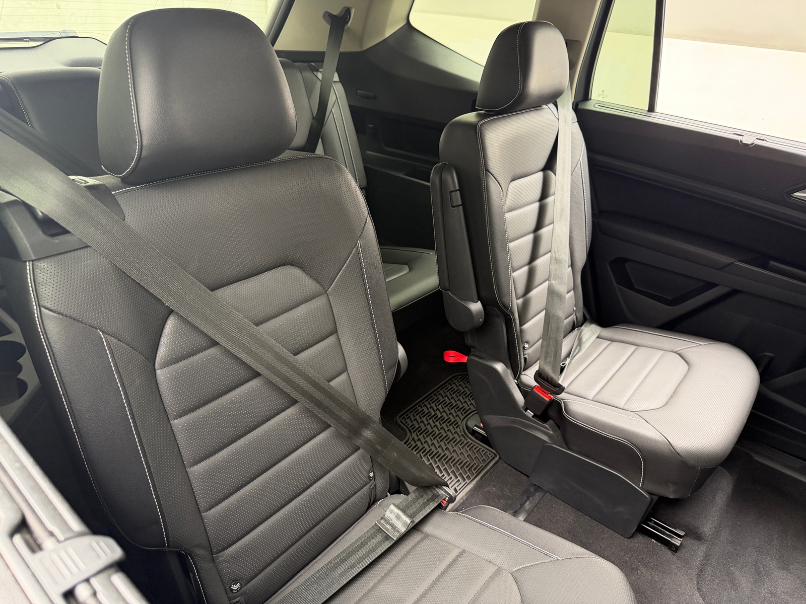 Thumbnail: 2021 Volkswagen Atlas - 5