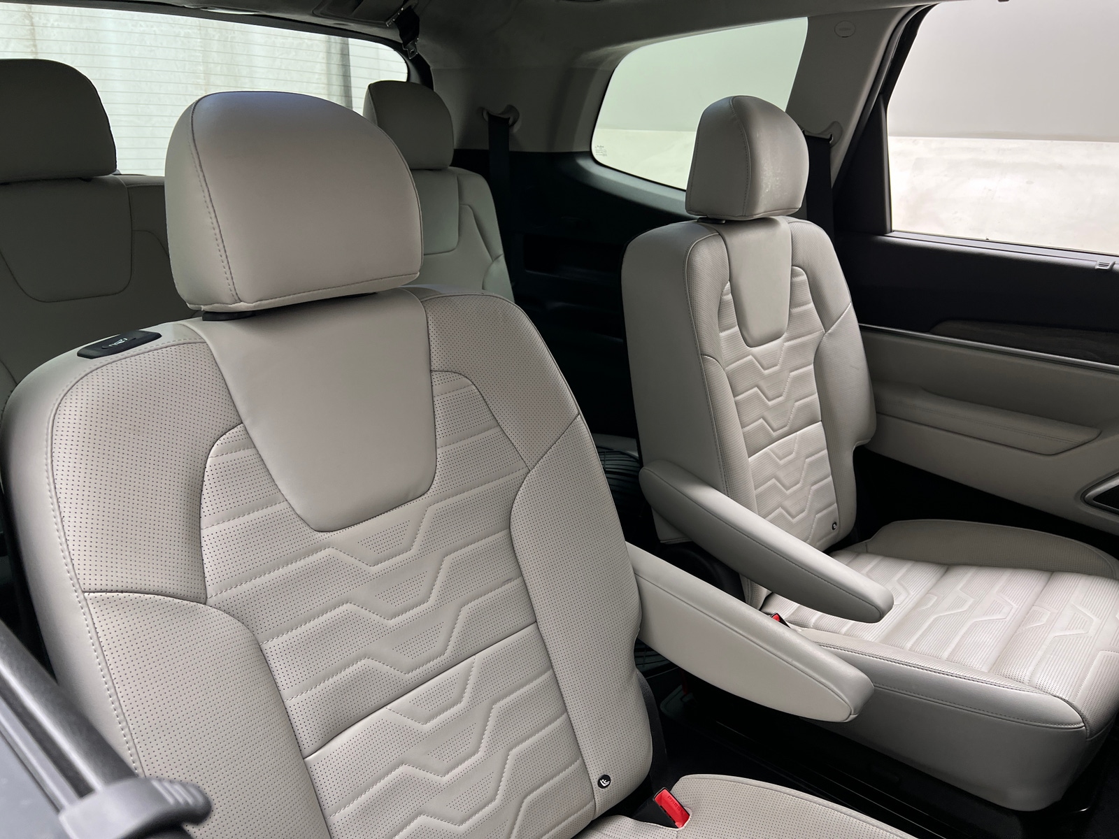 Thumbnail: 2022 Kia Telluride - 5