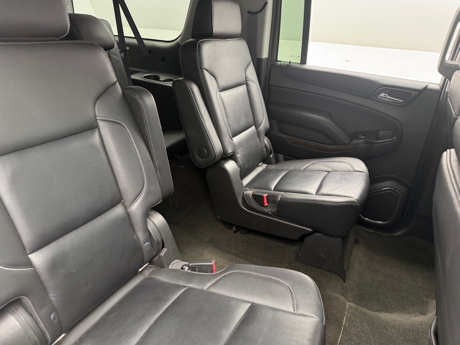 Thumbnail: 2017 Chevrolet Suburban - 5