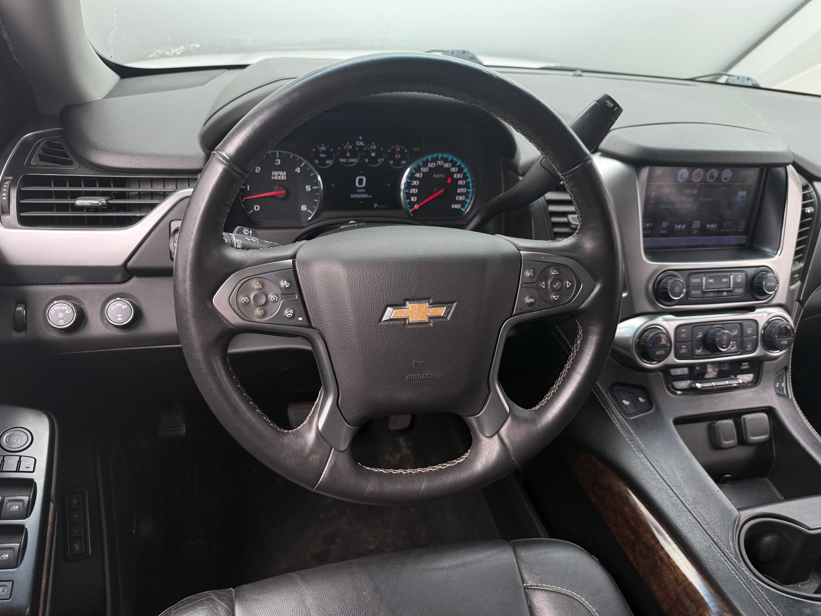 Thumbnail: 2017 Chevrolet Suburban - 4
