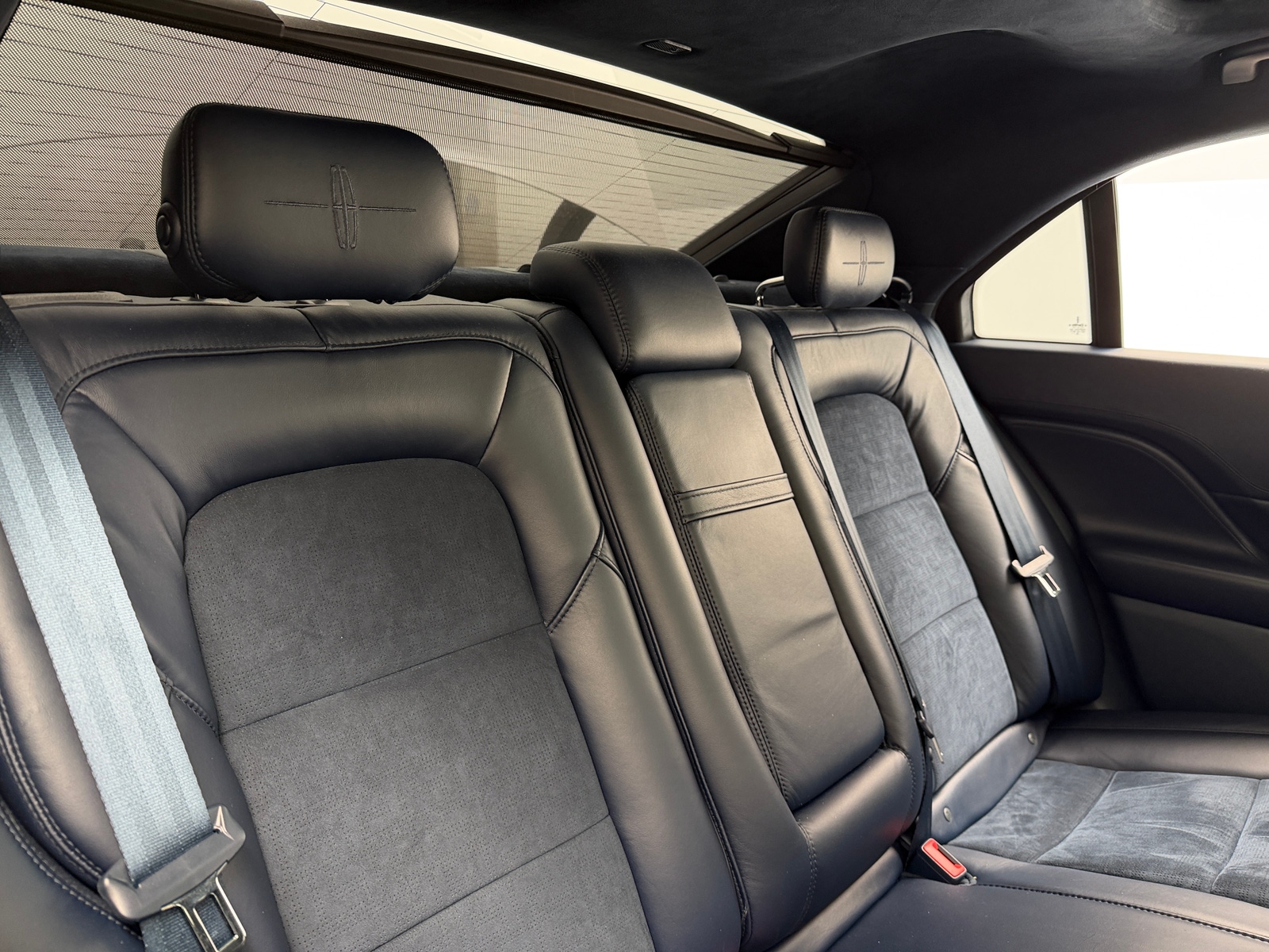 Thumbnail: 2019 Lincoln Continental - 5