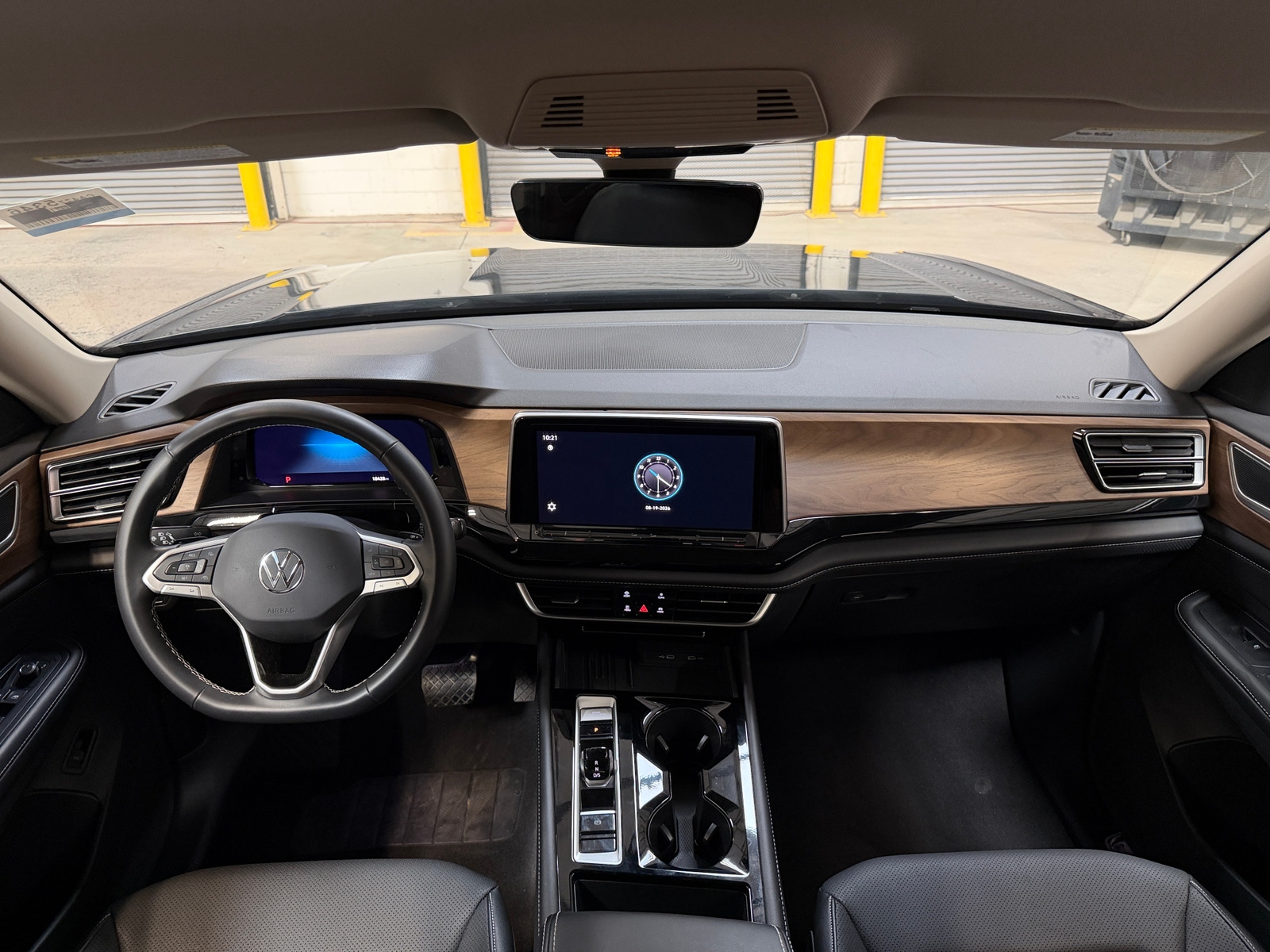 Thumbnail: 2026 Volkswagen Atlas - 3